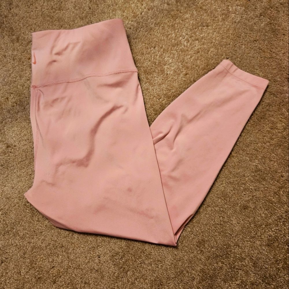 Nike Women's Dri-Fit Athletic Crop Pants